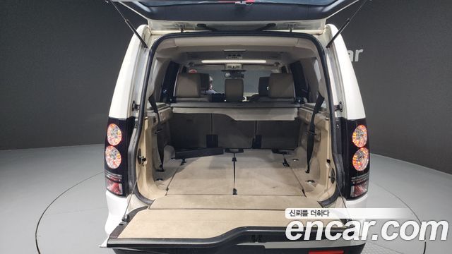 Land Rover Discovery 4 3.0 SDV6 HSE 2016 — фото 20