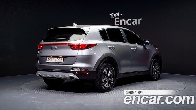 Kia Sportage The Bold Diesel 2.0 2WD Trendy 2021 — фото 2