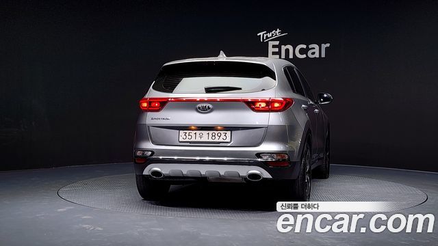 Kia Sportage The Bold Diesel 2.0 2WD Trendy 2021 — фото 4