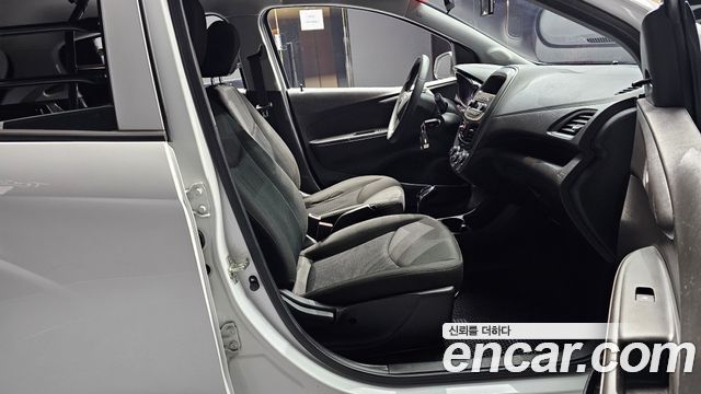 Chevrolet Spark Van 2020 — фото 10