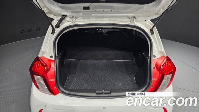 Chevrolet Spark Van 2020 — фото 20