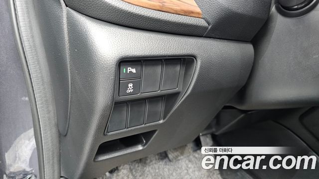 Honda CR-V (V) 1.5 EX-L 4WD 2017 — фото 21