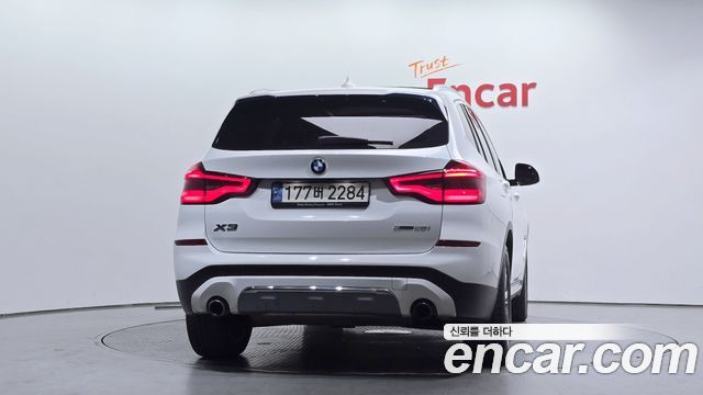 BMW X3 (G01) xDrive 20i Luxury 2021 — фото 4