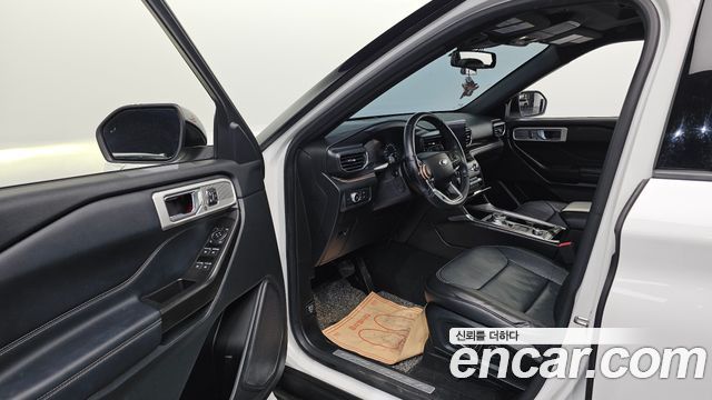 Ford Explorer (VI) 2.3 LimIted 4WD 2020 — фото 10