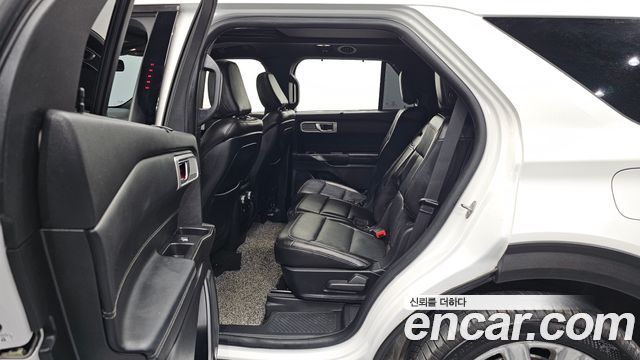 Ford Explorer (VI) 2.3 LimIted 4WD 2020 — фото 11