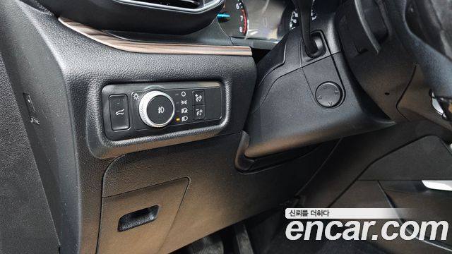 Ford Explorer (VI) 2.3 LimIted 4WD 2020 — фото 12
