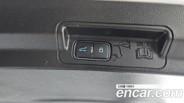 Ford Explorer (VI) 2.3 LimIted 4WD 2020 — фото 20