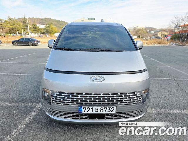 Hyundai Staria 4WD Tourer 11-Seater Modern 2023 — фото 4