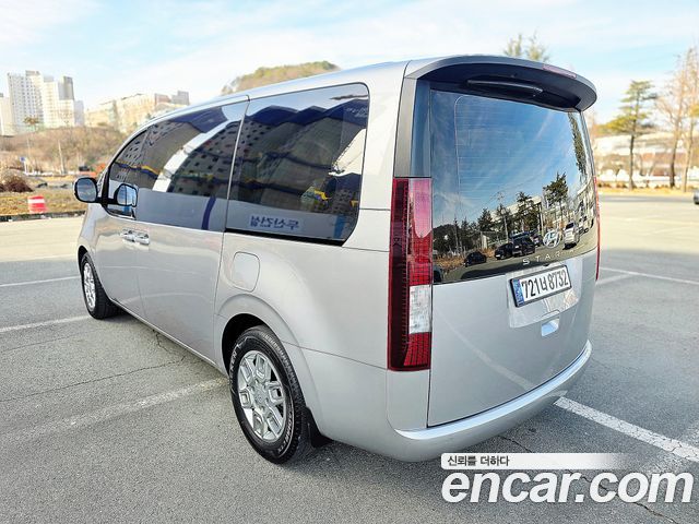 Hyundai Staria 4WD Tourer 11-Seater Modern 2023 — фото 5