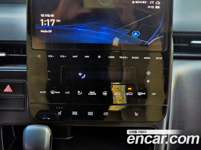 Hyundai Staria 4WD Tourer 11-Seater Modern 2023 — фото 16
