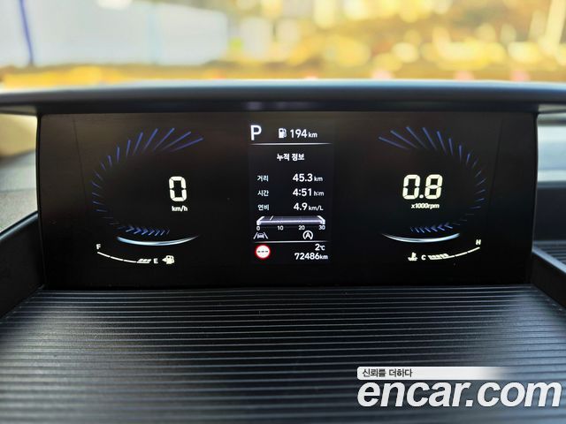 Hyundai Staria 4WD Tourer 11-Seater Modern 2023 — фото 17