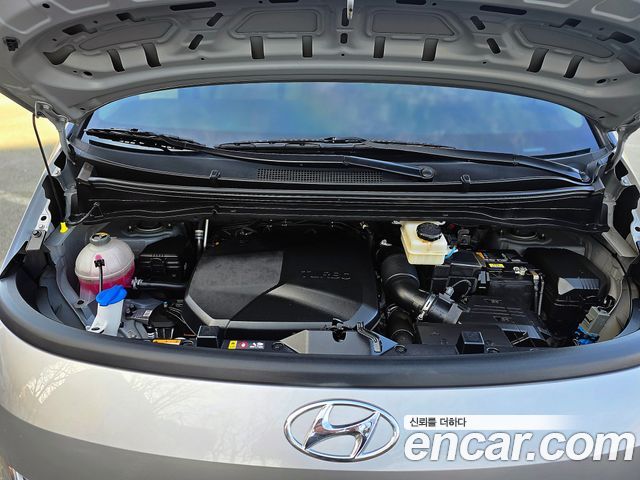Hyundai Staria 4WD Tourer 11-Seater Modern 2023 — фото 24