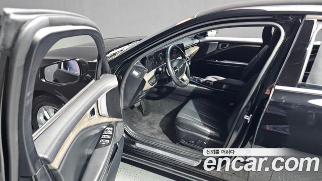 Kia K8 2.5 Gasoline 2WD Noblesse 2022 — фото 10