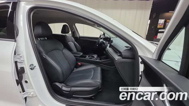 Kia K5 (III) 2.0 LPi(Rent) Trendy 2024 — фото 10