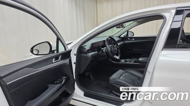 Kia K5 (III) 2.0 LPi(Rent) Trendy 2024 — фото 11