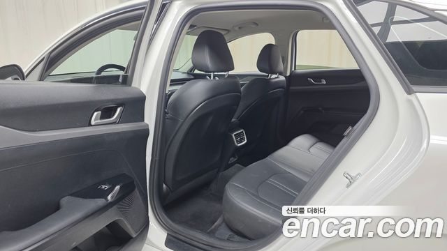 Kia K5 (III) 2.0 LPi(Rent) Trendy 2024 — фото 18