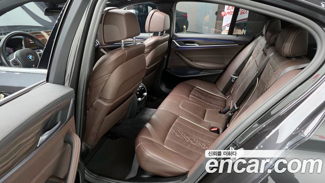 BMW 5 Series (G30) 523d M Sport 2021 — фото 12