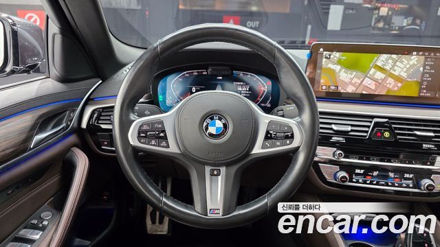 BMW 5 Series (G30) 523d M Sport 2021 — фото 13