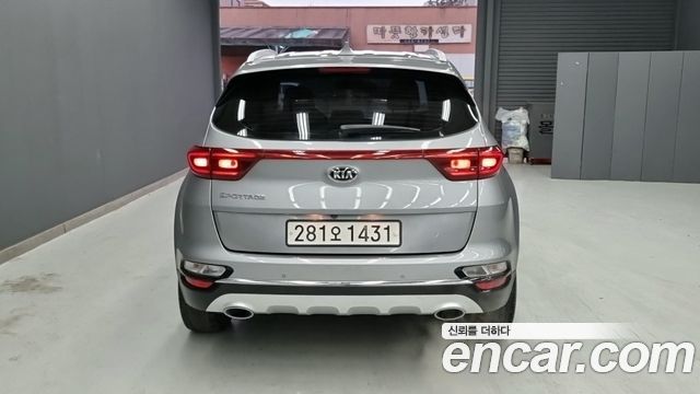 Kia Sportage The Bold Diesel 2.0 2WD Prestige 2021 — фото 4
