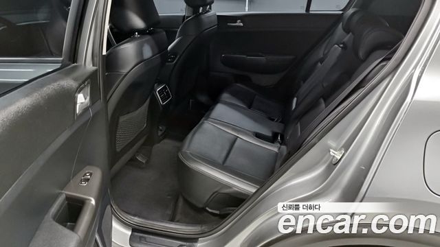 Kia Sportage The Bold Diesel 2.0 2WD Prestige 2021 — фото 15