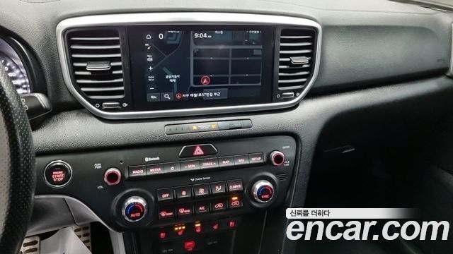Kia Sportage The Bold Diesel 2.0 2WD Prestige 2021 — фото 17