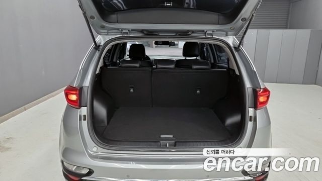 Kia Sportage The Bold Diesel 2.0 2WD Prestige 2021 — фото 21