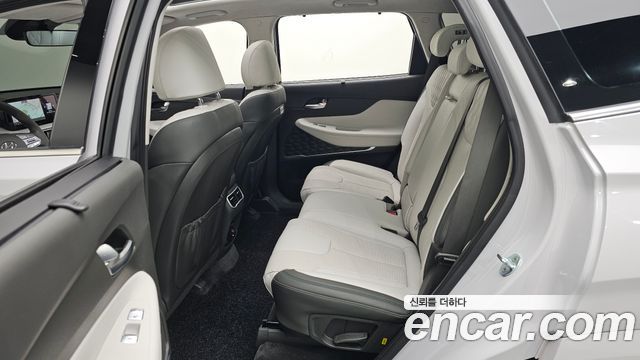 Hyundai Santa Fe Diesel 2.2 2WD Calligraphy 2021 — фото 12