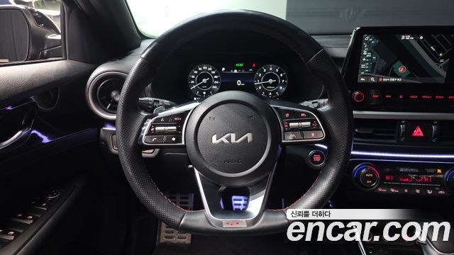 Kia K3 (II) 1.6 Turbo GT 5Door Signature 2024 — фото 13