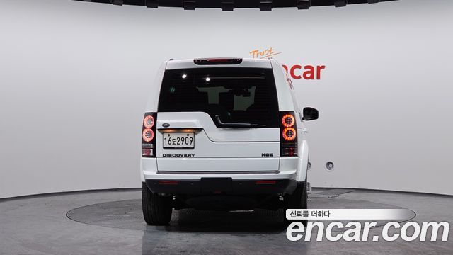 Land Rover Discovery 4 3.0 SDV6 HSE 2016 — фото 4