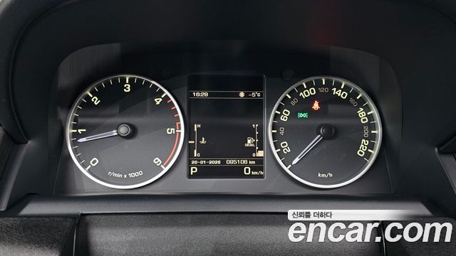 Land Rover Discovery 4 3.0 SDV6 HSE 2016 — фото 8