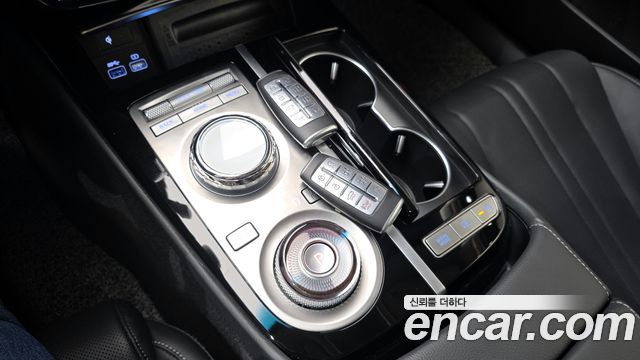 Genesis G80 (RG3) Gasoline 2.5 Turbo AWD 2024 — фото 9