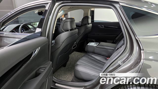 Genesis G80 (RG3) Gasoline 2.5 Turbo AWD 2024 — фото 11