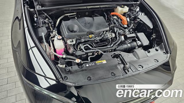 Toyota Crown Crossover 2.5 4WD Hybrid 2023 — фото 6