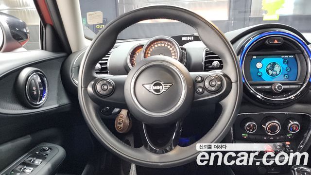 MINI Cooper Clubman Standard 2nd 2020 — фото 13