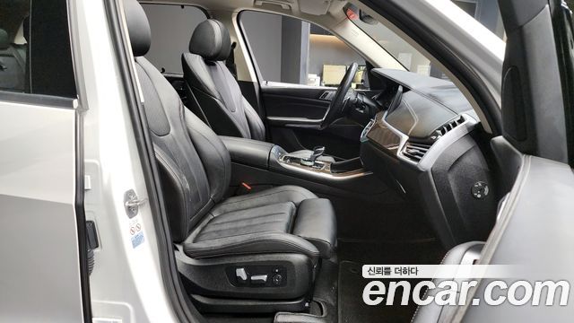BMW X5 (G05) xDrive 45e xLine 2022 — фото 11