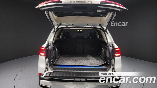 BMW X5 (G05) xDrive 45e xLine 2022 — фото 20