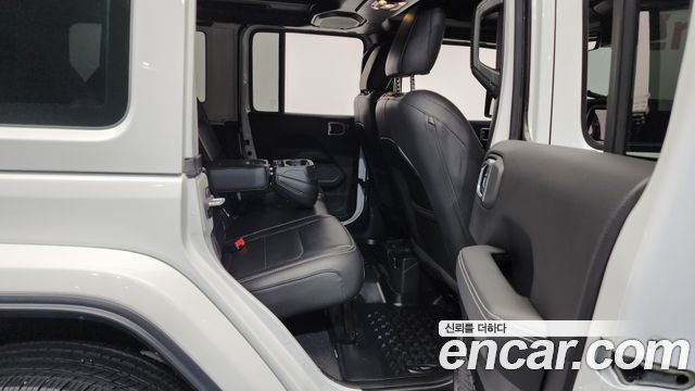 Jeep Wrangler (JL) 2.0 Overland Power Top 4Door 2023 — фото 12