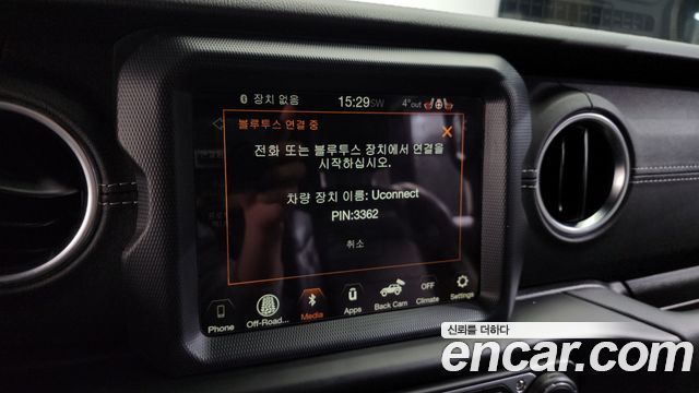 Jeep Wrangler (JL) 2.0 Overland Power Top 4Door 2023 — фото 18