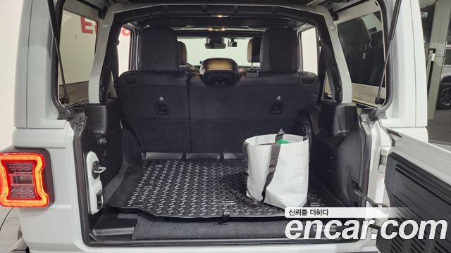 Jeep Wrangler (JL) 2.0 Overland Power Top 4Door 2023 — фото 20