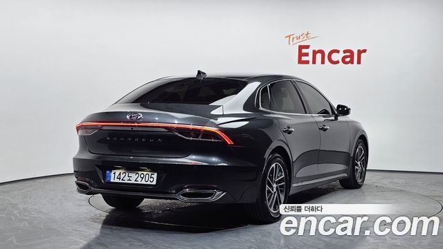 Hyundai Grandeur (IG) 2.5 Premium Choice 2021 — фото 2
