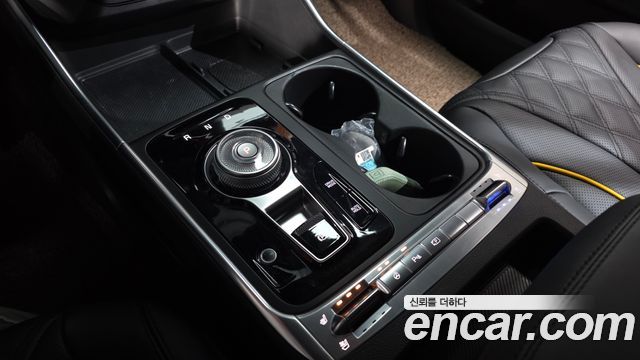 Kia Carnival (IV) HEV 9-Seater Hi-Limousine (Special vehicle) 2025 — фото 9