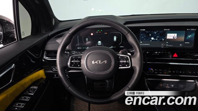 Kia Carnival (IV) HEV 9-Seater Hi-Limousine (Special vehicle) 2025 — фото 13