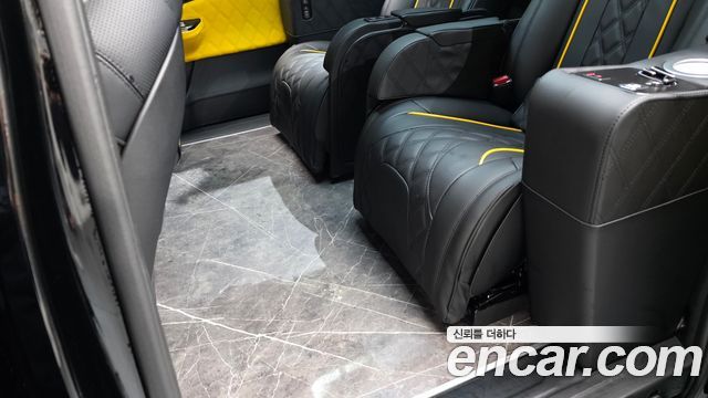 Kia Carnival (IV) HEV 9-Seater Hi-Limousine (Special vehicle) 2025 — фото 16