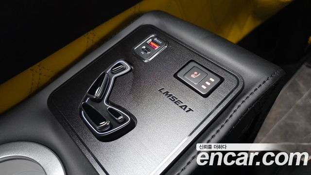 Kia Carnival (IV) HEV 9-Seater Hi-Limousine (Special vehicle) 2025 — фото 19