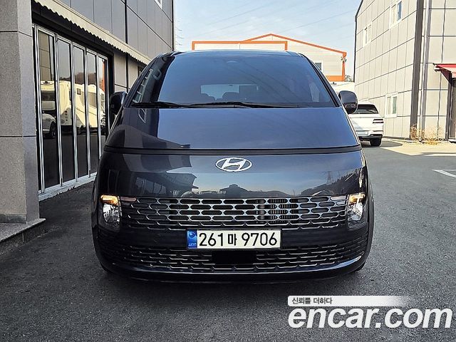 Hyundai Staria 4WD Tourer 9-Seater Modern 2022 — фото 2