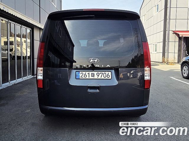Hyundai Staria 4WD Tourer 9-Seater Modern 2022 — фото 4