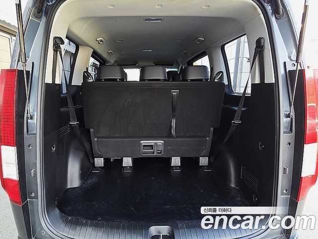 Hyundai Staria 4WD Tourer 9-Seater Modern 2022 — фото 15