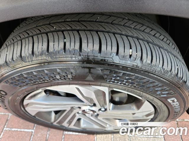 Hyundai Santa Fe Diesel 2.2 4WD Exclusive 2023 — фото 5