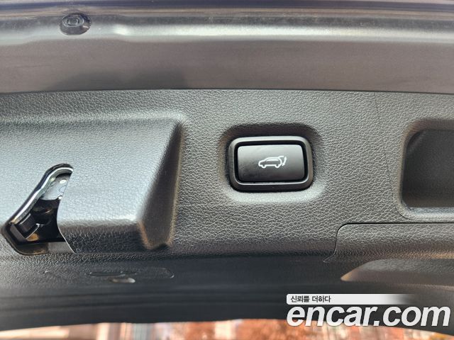 Hyundai Santa Fe Diesel 2.2 4WD Exclusive 2023 — фото 18