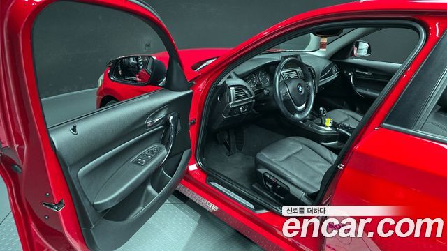 BMW 1 Series (F20) 118d Urban Pack1 5Dr 2013 — фото 10